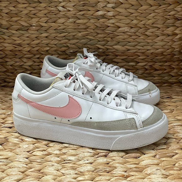 Nike Blazer Low Platform Pink‎ White Womens Size 8.5 - Picture 3 of 10